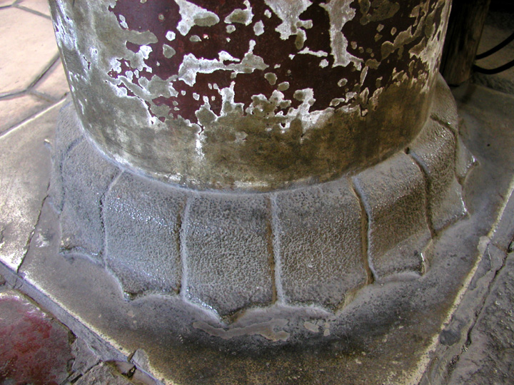 P7063056